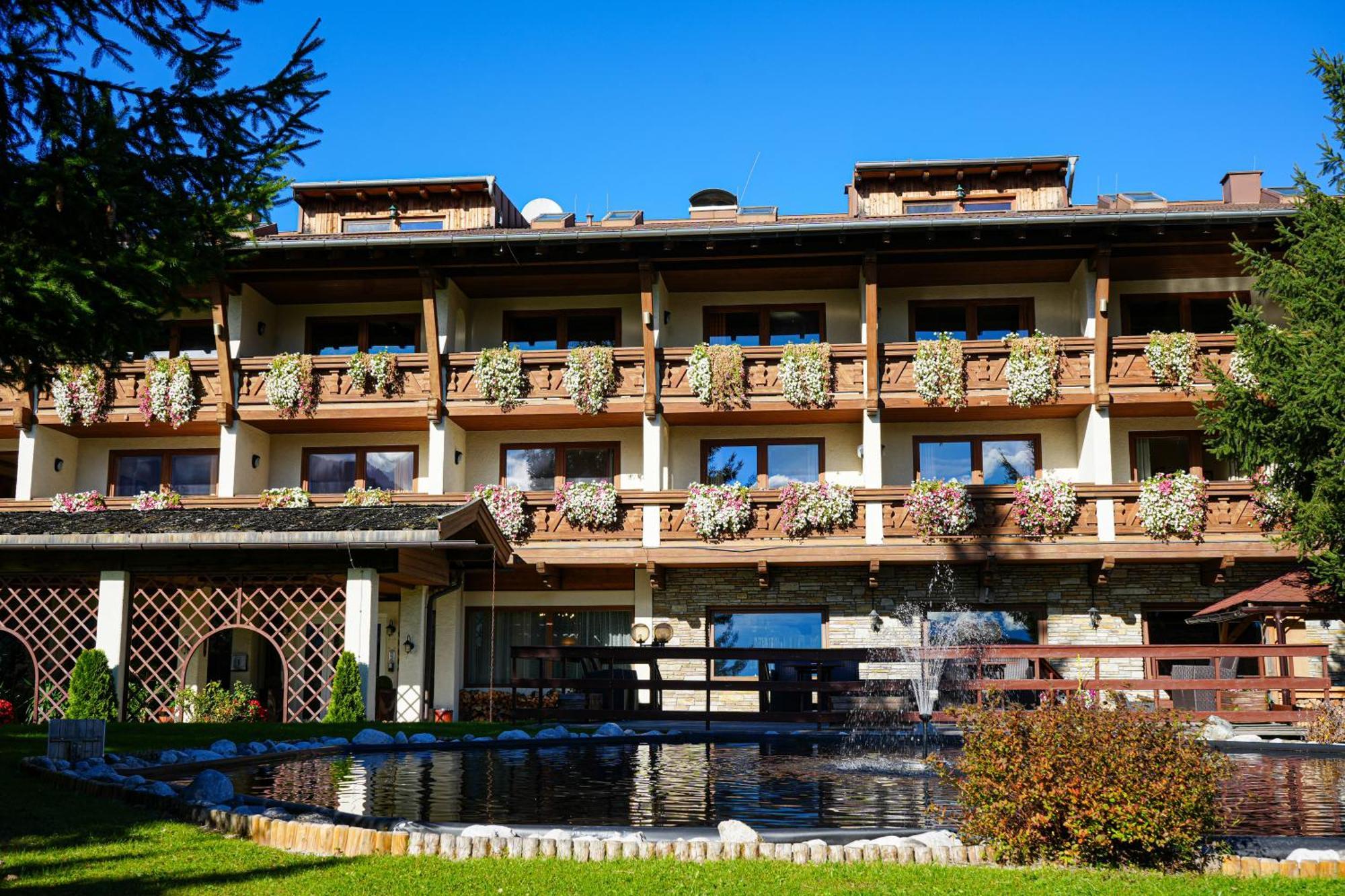 Clc Alpine Centre Hotell Saalfelden Eksteriør bilde