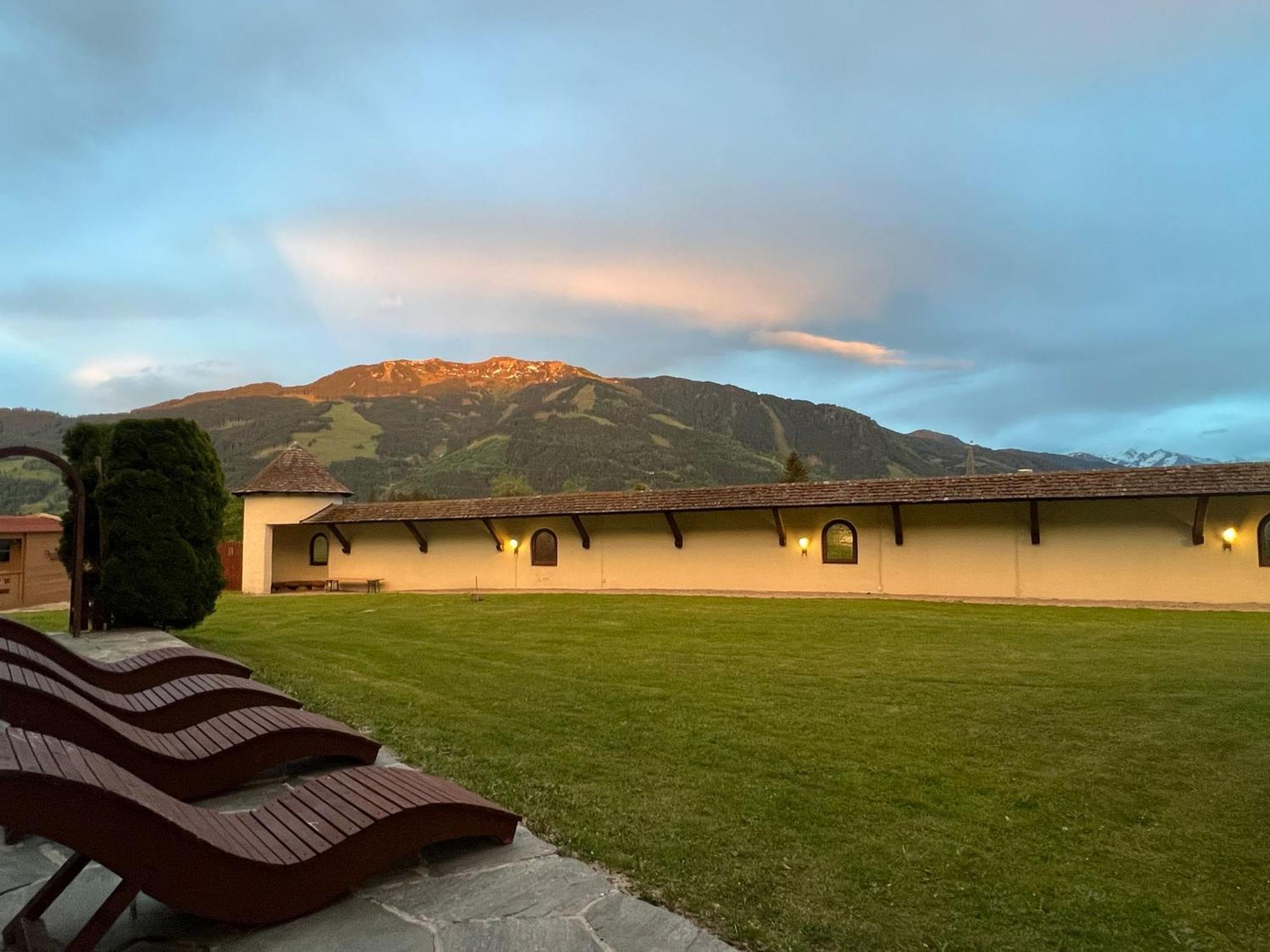 Clc Alpine Centre Hotell Saalfelden Eksteriør bilde